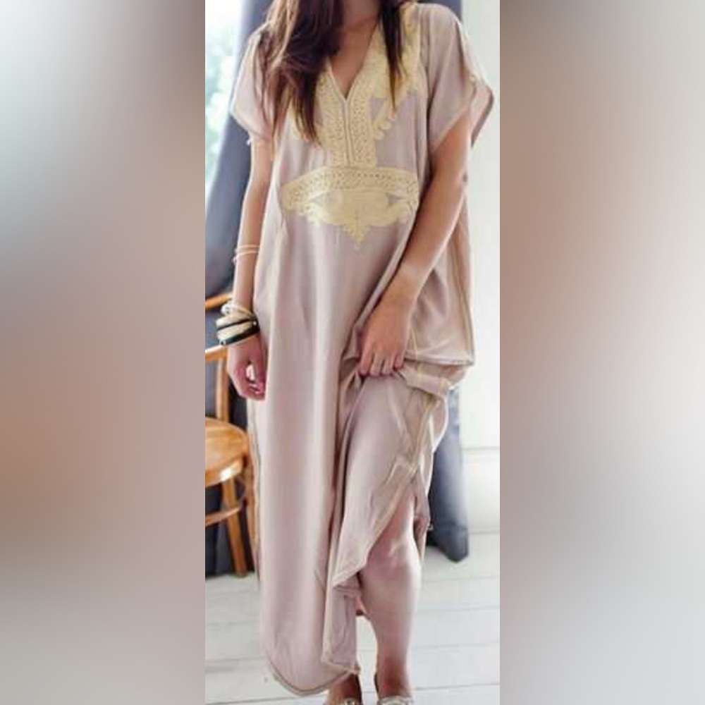 NWT Gorgeous Moroccan Tan/Gold Embroidered Kaftan Beach Cover Kimono Long Dress